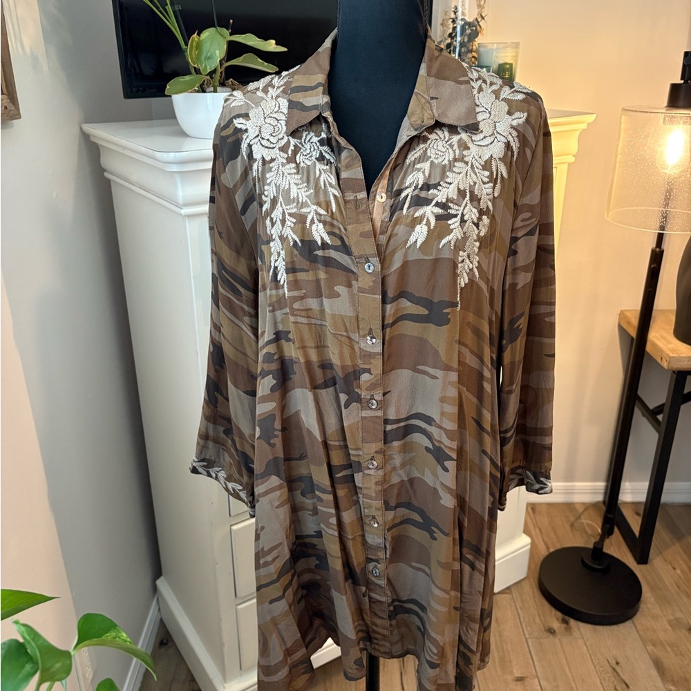 Johnny Was Camouflage Button-Up with Floral Embroidery, L